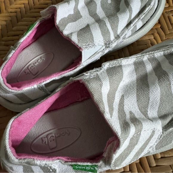 Sanuk Toddler's I'm Game - Zebra Grey Size 11 - Picture 5 of 9